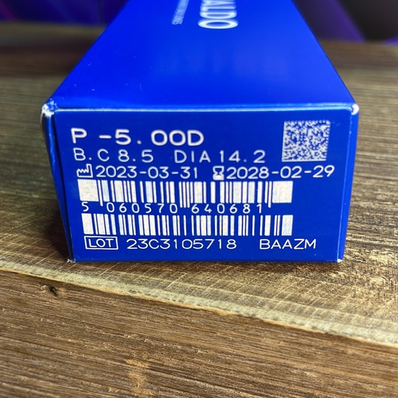 Waldo Hydra Boost Daily Lenses P-5. 75D B.C 8.5 DIA 14.2 exp date 02/2028. 60 L - Picture 2 of 11